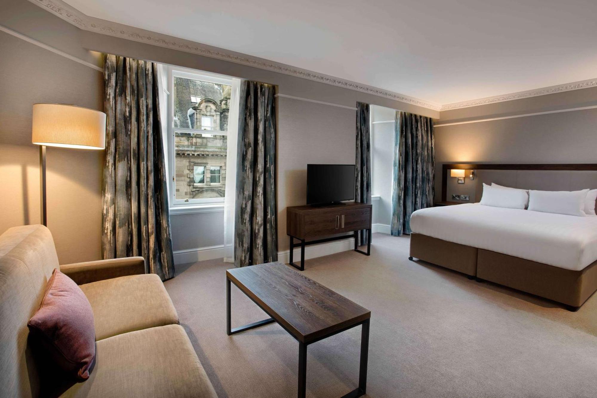 Hilton Edinburgh Carlton Hotel Exterior photo